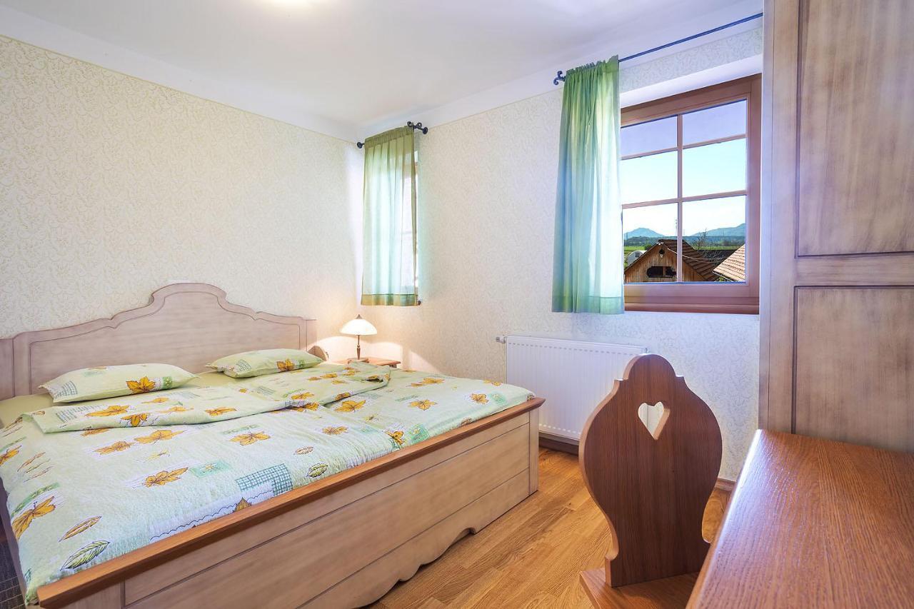 Apartments Tourist Farm Matijovc Naklo ภายนอก รูปภาพ