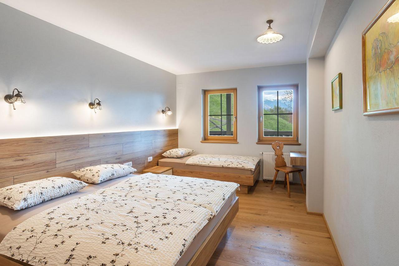 Apartments Tourist Farm Matijovc Naklo ภายนอก รูปภาพ