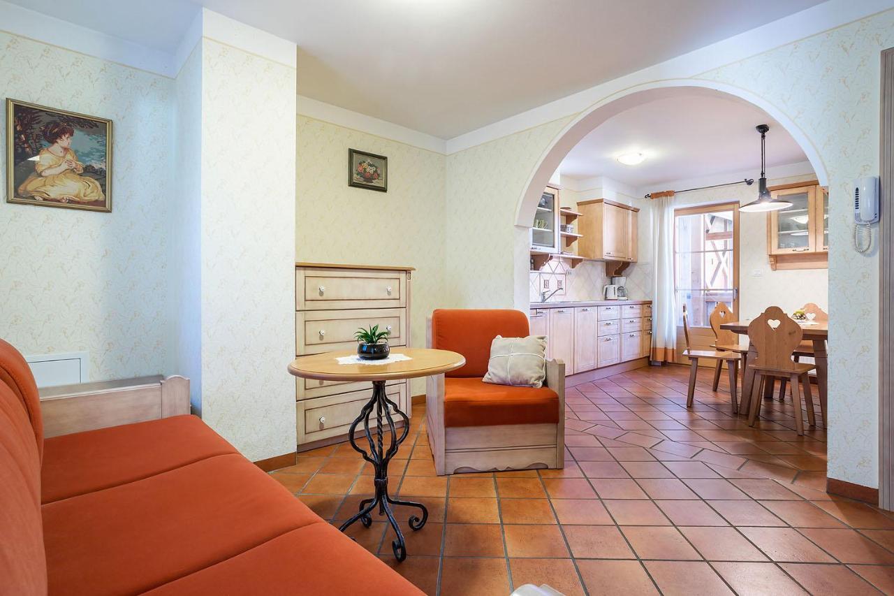 Apartments Tourist Farm Matijovc Naklo ภายนอก รูปภาพ