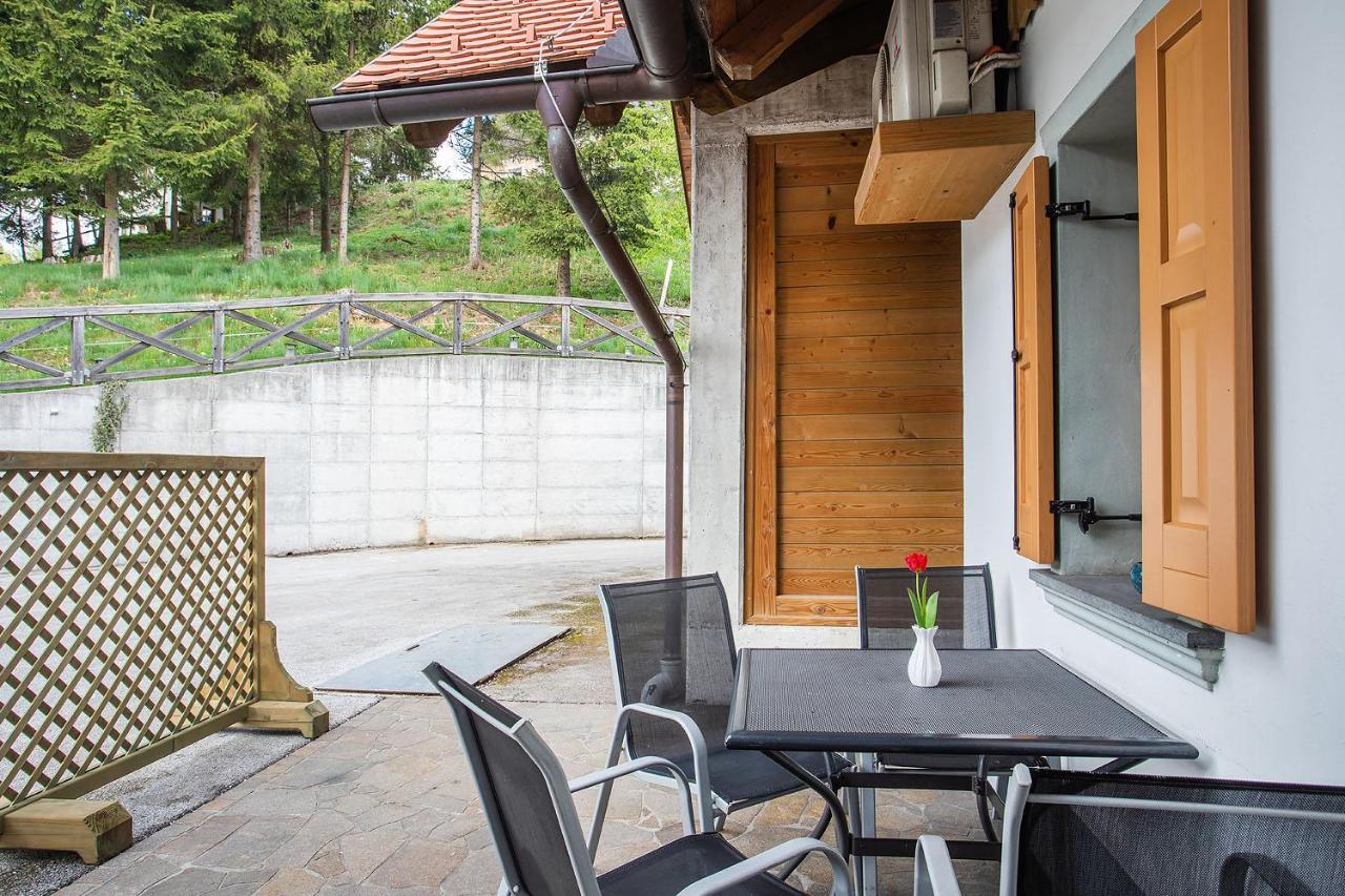 Apartments Tourist Farm Matijovc Naklo ภายนอก รูปภาพ
